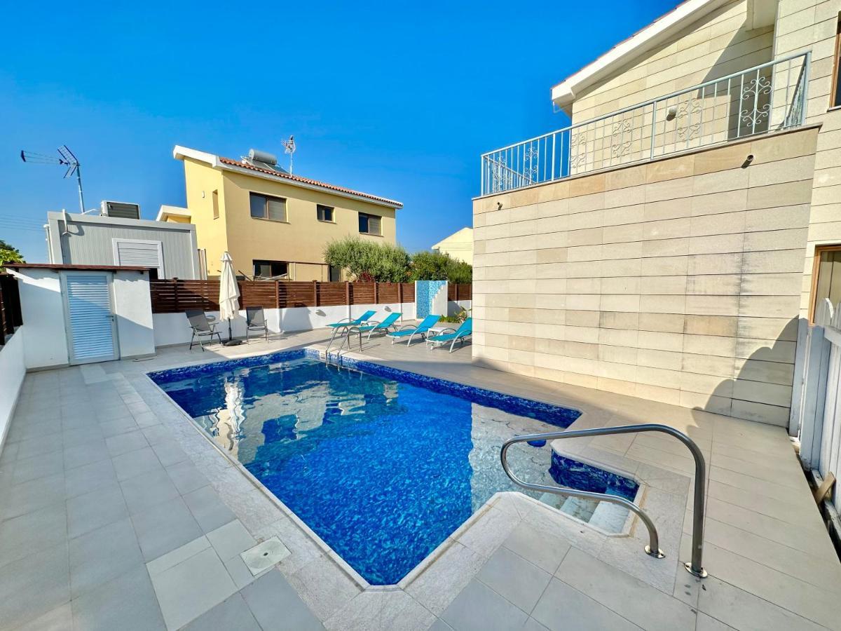 Lovely Pool In *