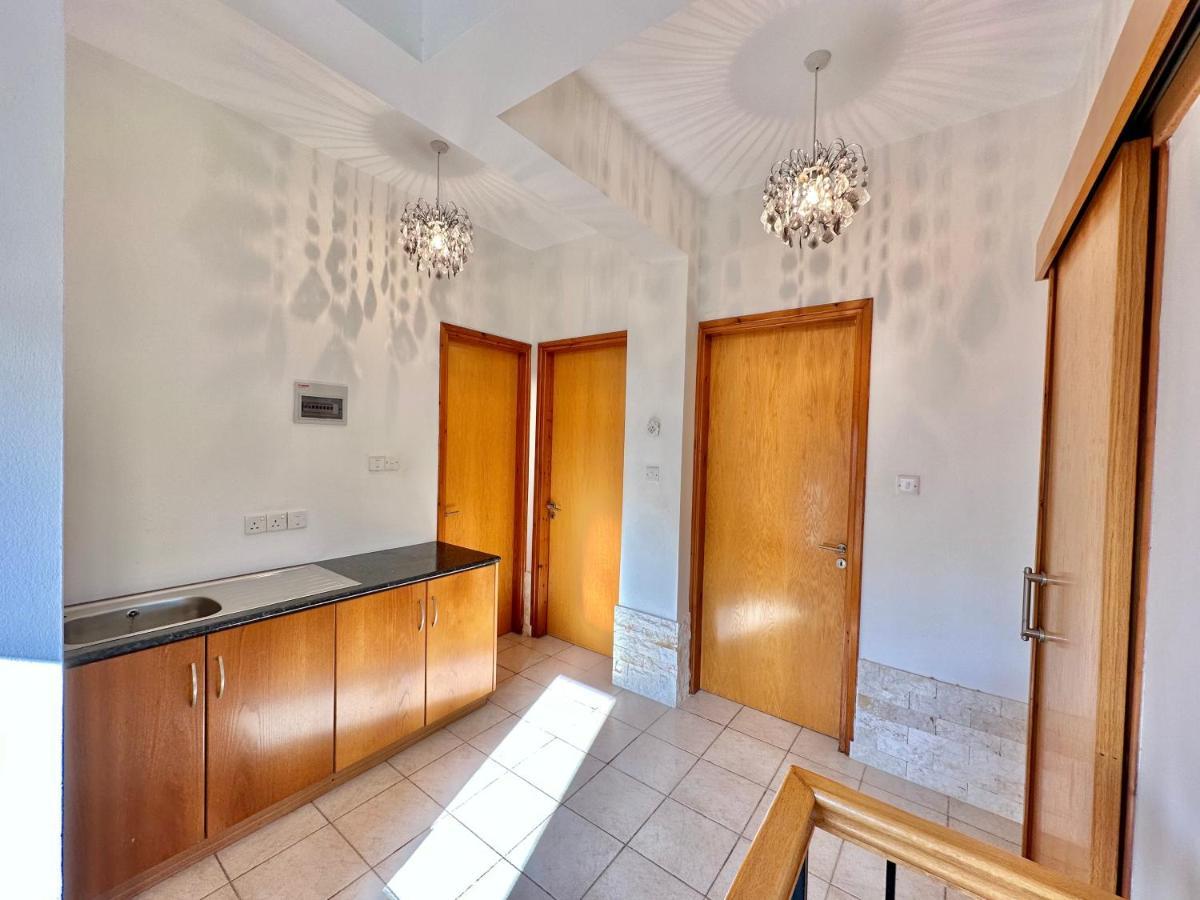 Tatil Evi Lovely Pool In
